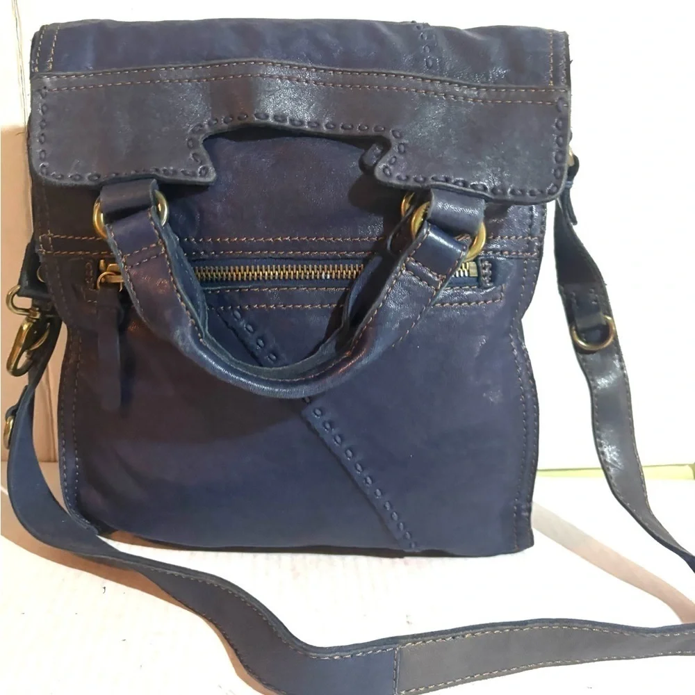 Lucky brand Elegant Blue Leather Women's crossbody Bag